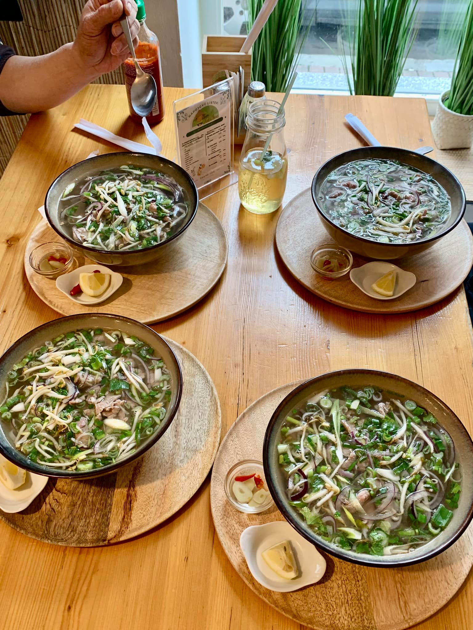 Phở polévky - tradiční vietnamská polévka